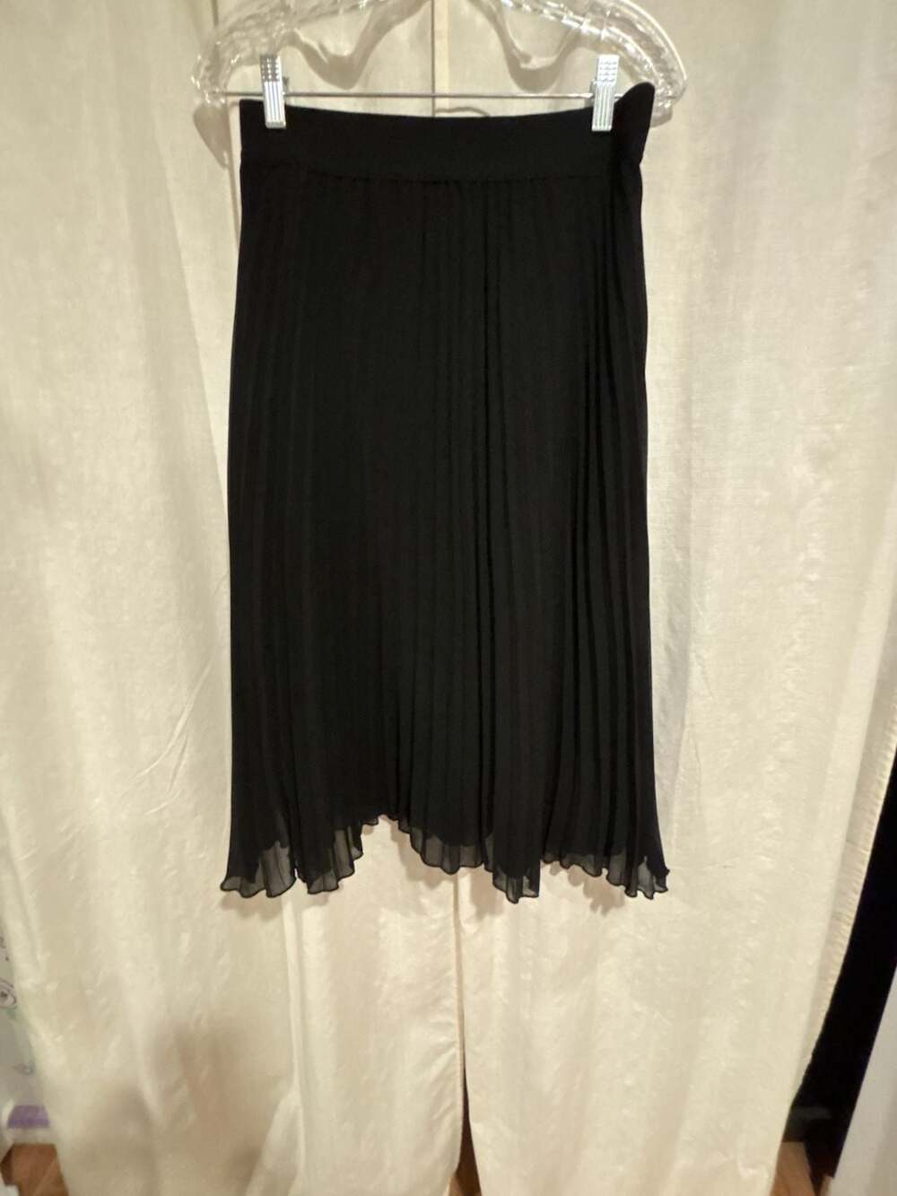 DKNY Women's Classic Black Pleated Midi Skirt